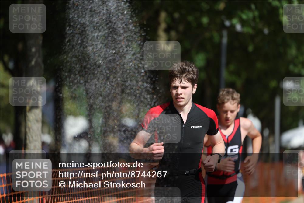 07.09.2025 - 19. Norderstedt Triathlon Michael Strokosch http://msf.ph/oto/8744267 07.09.2025 11:57:21 Laufen 1153, 1162, 1199 meine-sportfotos.de