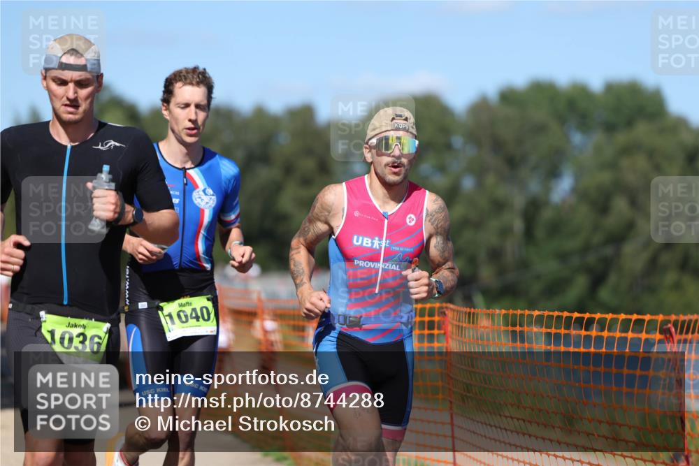 07.09.2025 - 19. Norderstedt Triathlon Michael Strokosch http://msf.ph/oto/8744288 07.09.2025 14:44:16 Laufen 1009, 1017, 1020, 1036, 1040 meine-sportfotos.de