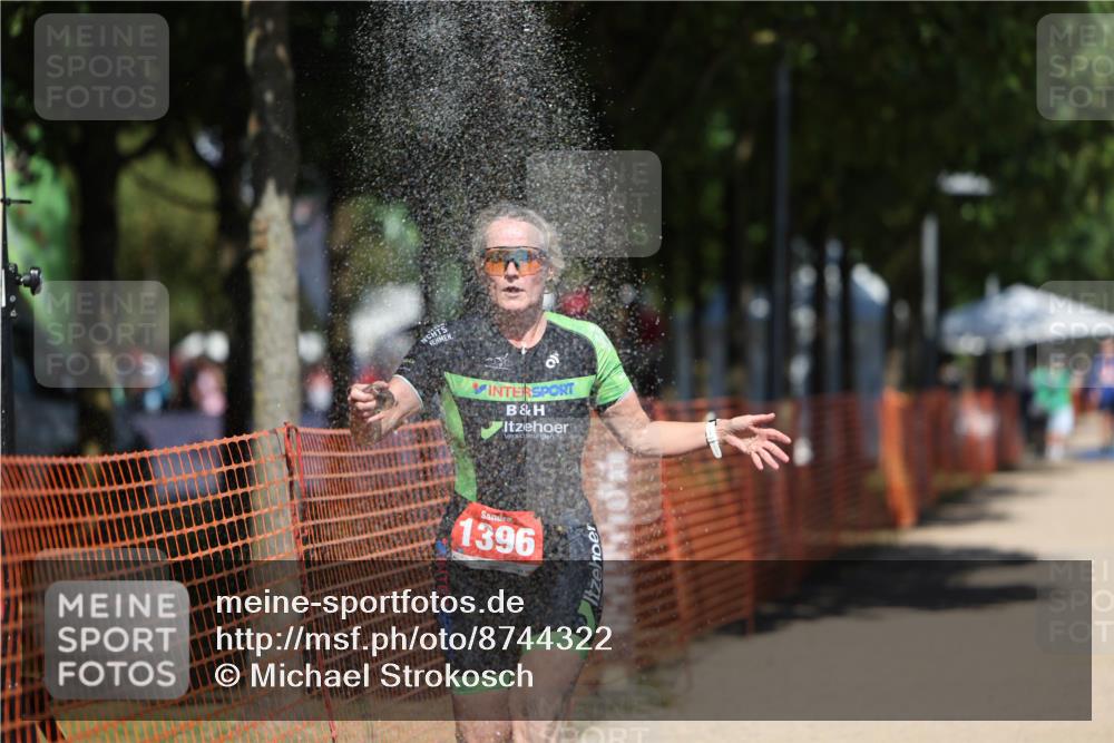 07.09.2025 - 19. Norderstedt Triathlon Michael Strokosch http://msf.ph/oto/8744322 07.09.2025 13:09:45 Laufen 1396 meine-sportfotos.de