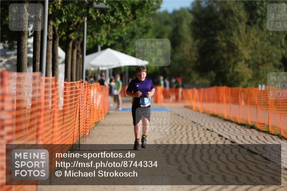 07.09.2025 - 19. Norderstedt Triathlon Michael Strokosch http://msf.ph/oto/8744334 07.09.2025 09:21:09 Laufen 19 meine-sportfotos.de