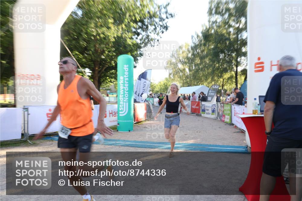 07.09.2025 - 19. Norderstedt Triathlon Luisa Fischer http://msf.ph/oto/8744336 07.09.2025 17:12:50 Ziel 933 meine-sportfotos.de