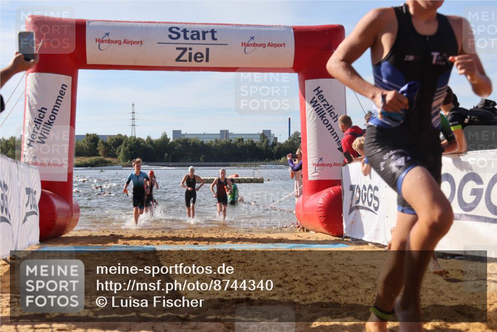 07.09.2025 - 19. Norderstedt Triathlon Luisa Fischer http://msf.ph/oto/8744340 07.09.2025 10:23:11 Schwimmen 58, 64, 93, 96, 119, 125, 133, 669, 682, 685 meine-sportfotos.de