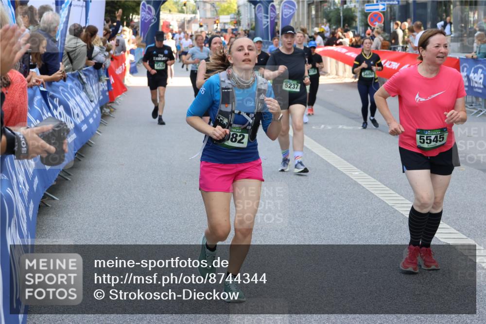 07.09.2025 - BARMER Alsterlauf Strokosch-Dieckow http://msf.ph/oto/8744344 07.09.2025 10:17:46 Ziel 2255, 2286, 2493, 2575, 2821, 3000, 3021, 3052, 3199, 3200, 3724, 3993, 4009, 4293, 4322, 4404, 4802, 4818, 5994, 8119, 8149, 8214, 8326 meine-sportfotos.de