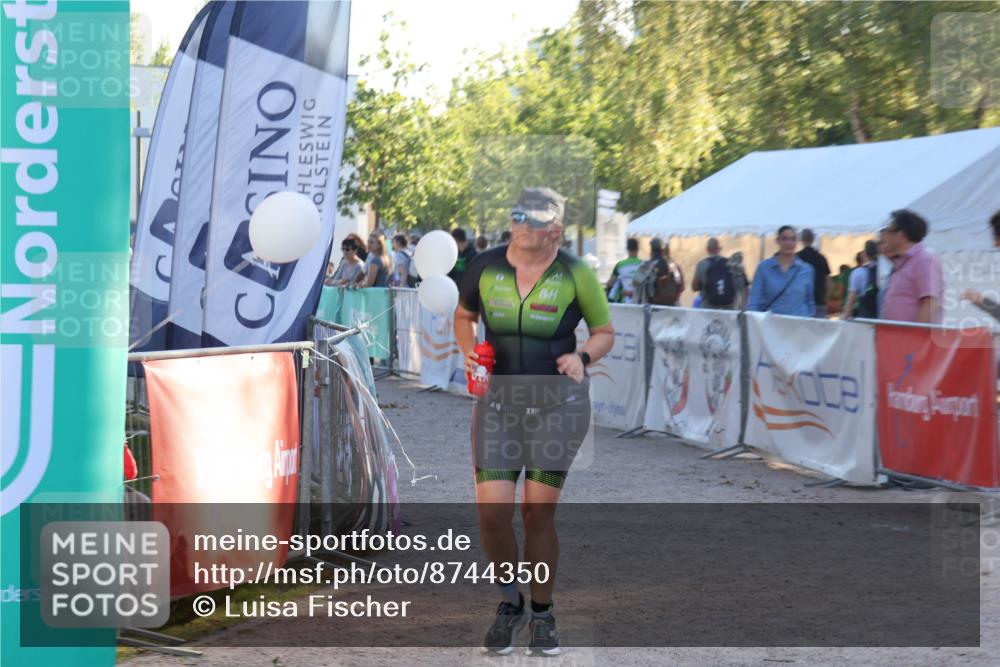 07.09.2025 - 19. Norderstedt Triathlon Luisa Fischer http://msf.ph/oto/8744350 07.09.2025 17:12:54 Ziel 454, 933 meine-sportfotos.de