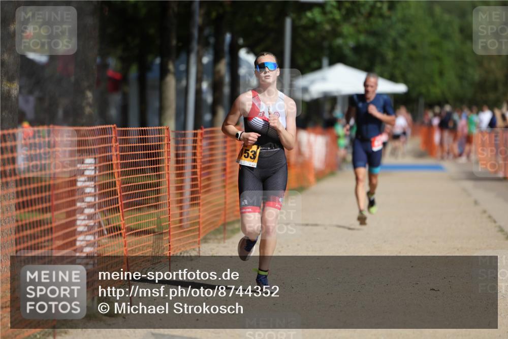 07.09.2025 - 19. Norderstedt Triathlon Michael Strokosch http://msf.ph/oto/8744352 07.09.2025 11:57:25 Laufen 837, 1153, 1162, 1199 meine-sportfotos.de