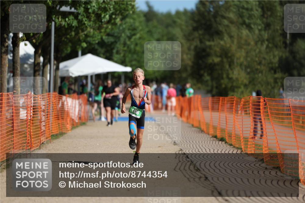 07.09.2025 - 19. Norderstedt Triathlon Michael Strokosch http://msf.ph/oto/8744354 07.09.2025 10:58:35 Laufen 106 meine-sportfotos.de
