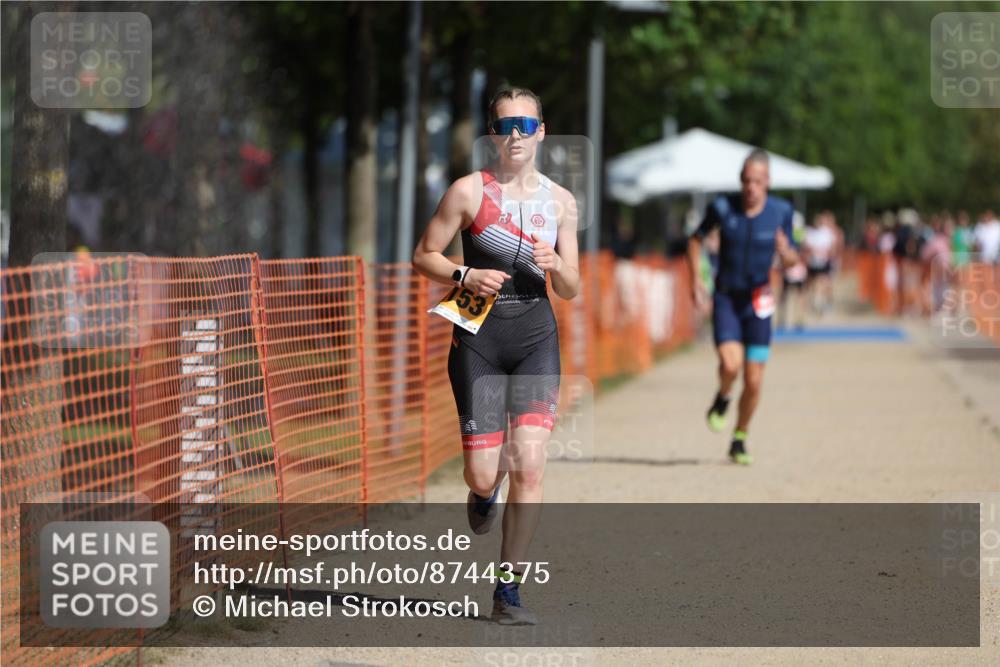 07.09.2025 - 19. Norderstedt Triathlon Michael Strokosch http://msf.ph/oto/8744375 07.09.2025 11:57:25 Laufen 837, 1153, 1162, 1199 meine-sportfotos.de