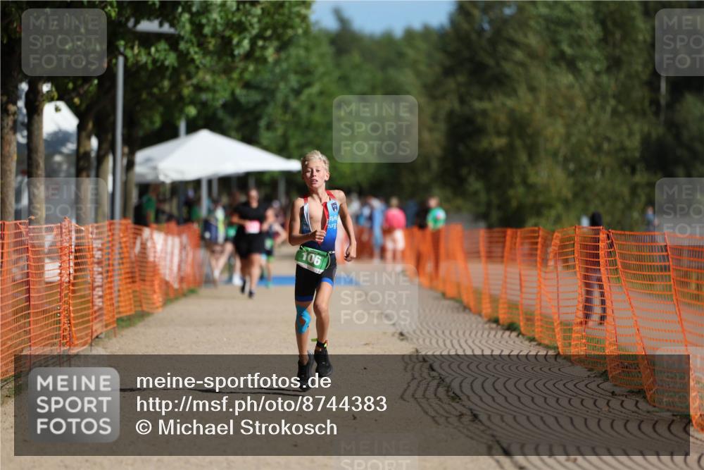 07.09.2025 - 19. Norderstedt Triathlon Michael Strokosch http://msf.ph/oto/8744383 07.09.2025 10:58:35 Laufen 106 meine-sportfotos.de