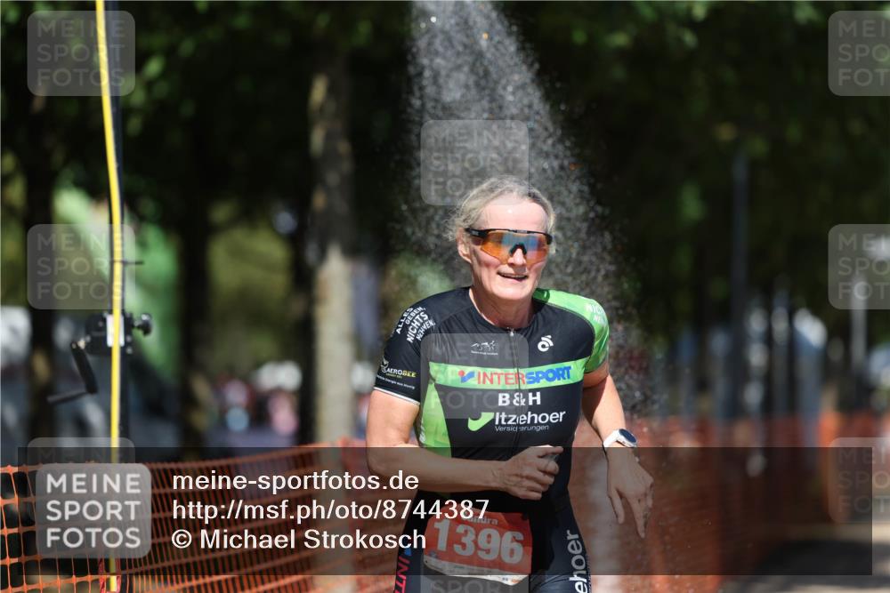 07.09.2025 - 19. Norderstedt Triathlon Michael Strokosch http://msf.ph/oto/8744387 07.09.2025 13:09:47 Laufen 1396 meine-sportfotos.de