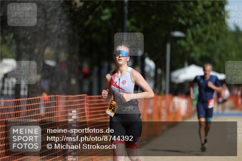07.09.2025 - 19. Norderstedt Triathlon Michael Strokosch http://msf.ph/oto/8744392 07.09.2025 11:57:26 Laufen 837, 1153, 1162 meine-sportfotos.de