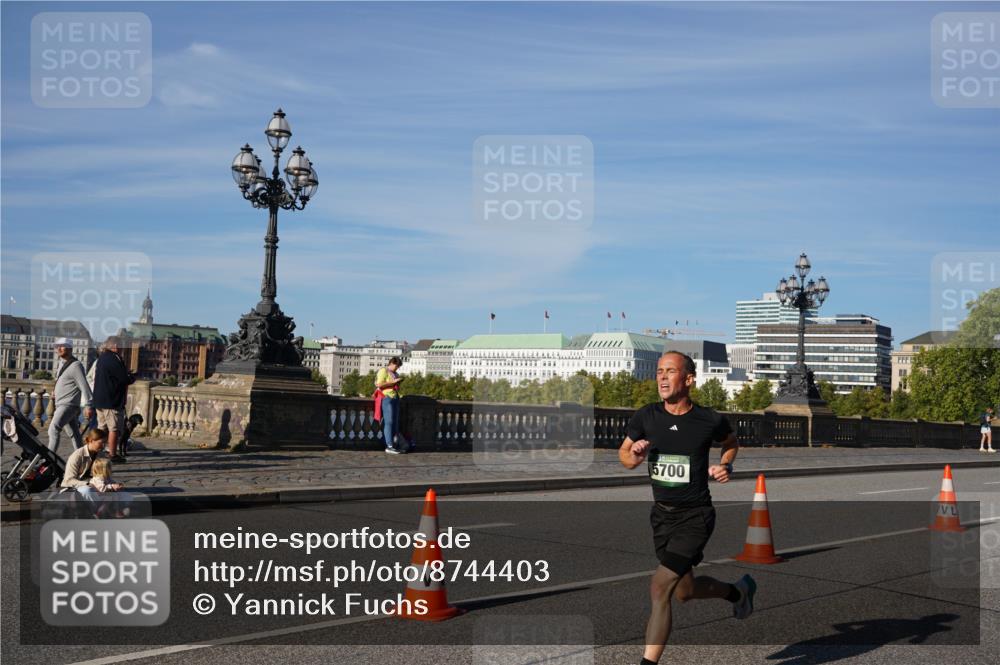 07.09.2025 - BARMER Alsterlauf Yannick Fuchs http://msf.ph/oto/8744403 07.09.2025 09:29:49 Laufen 5700 meine-sportfotos.de