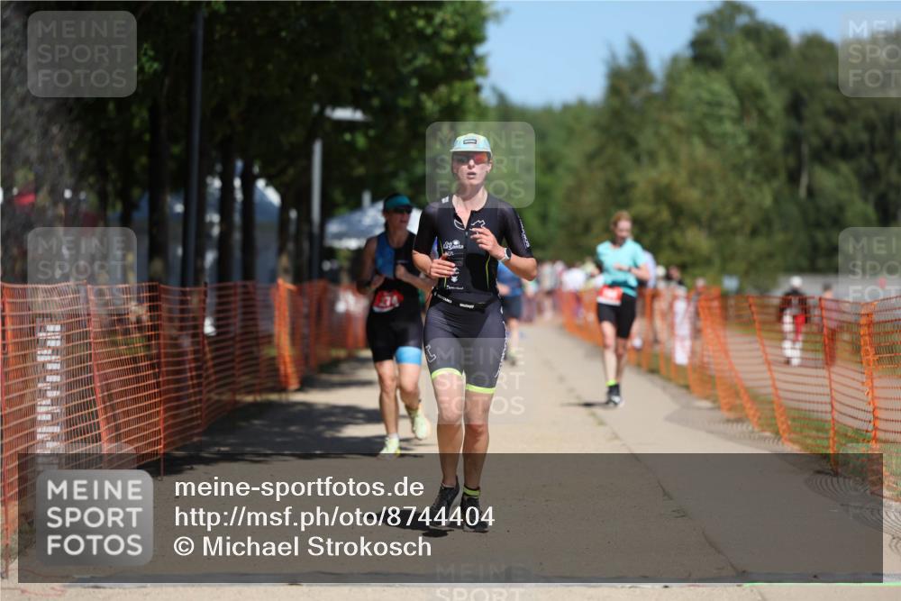 07.09.2025 - 19. Norderstedt Triathlon Michael Strokosch http://msf.ph/oto/8744404 07.09.2025 13:10:00 Laufen 194, 274, 1392 meine-sportfotos.de