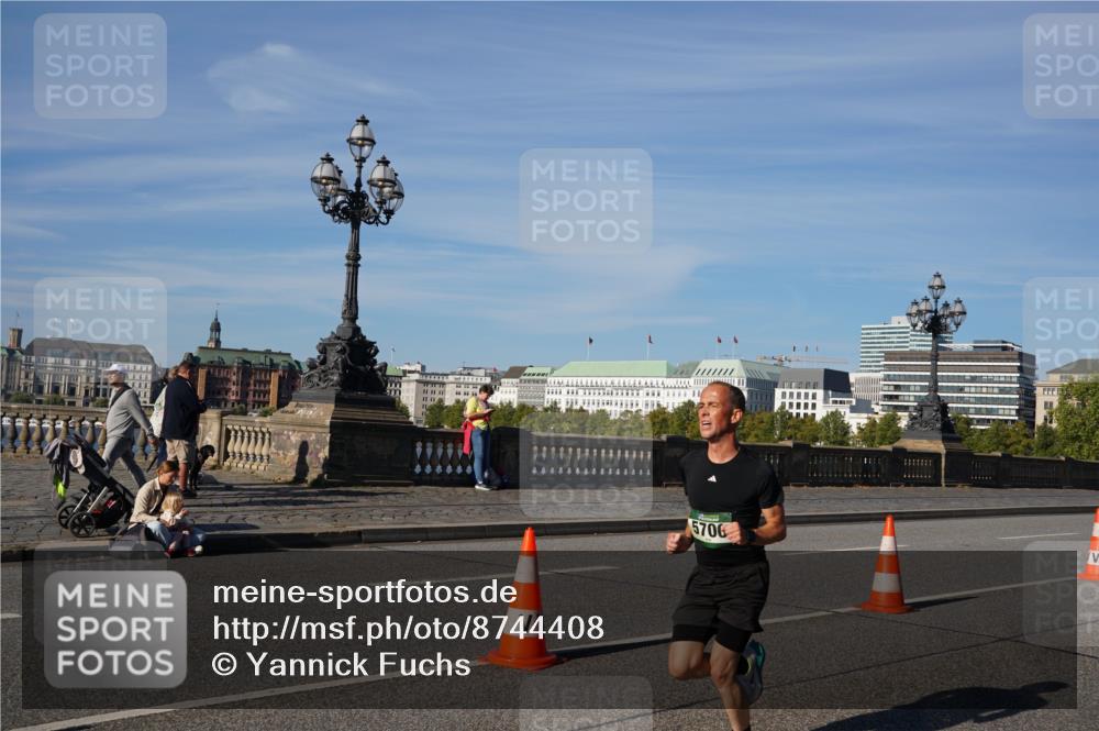 07.09.2025 - BARMER Alsterlauf Yannick Fuchs http://msf.ph/oto/8744408 07.09.2025 09:29:50 Laufen 5706 meine-sportfotos.de