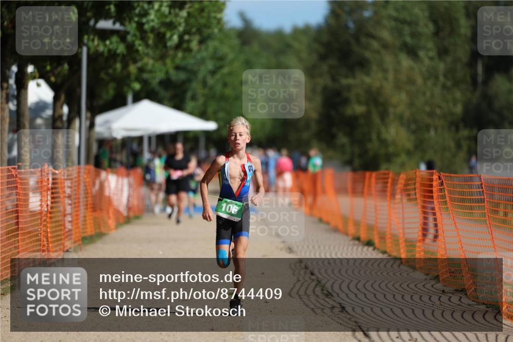 07.09.2025 - 19. Norderstedt Triathlon Michael Strokosch http://msf.ph/oto/8744409 07.09.2025 10:58:36 Laufen 106 meine-sportfotos.de