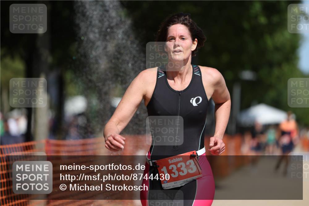 07.09.2025 - 19. Norderstedt Triathlon Michael Strokosch http://msf.ph/oto/8744430 07.09.2025 12:34:21 Laufen 1333 meine-sportfotos.de