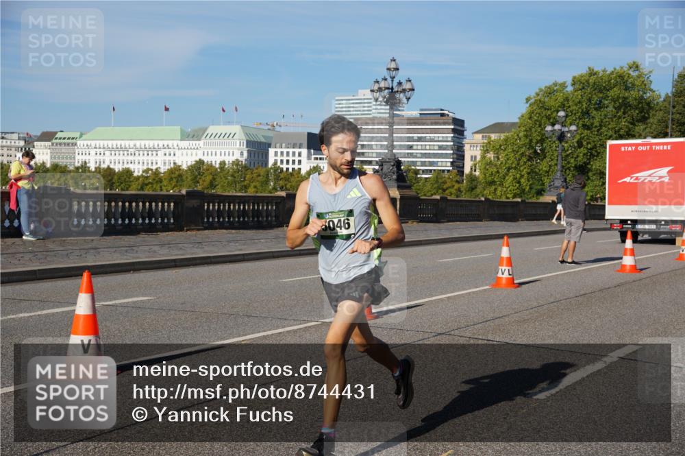 07.09.2025 - BARMER Alsterlauf Yannick Fuchs http://msf.ph/oto/8744431 07.09.2025 09:29:52 Laufen 3046 meine-sportfotos.de