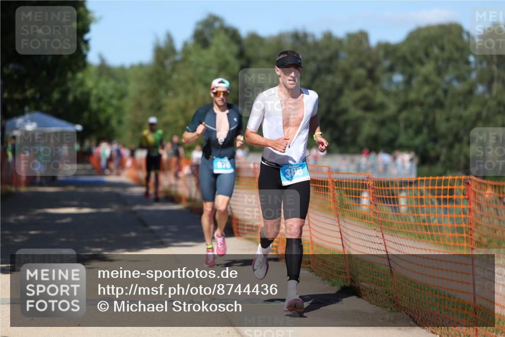 07.09.2025 - 19. Norderstedt Triathlon Michael Strokosch http://msf.ph/oto/8744436 07.09.2025 14:44:44 Laufen 388, 876 meine-sportfotos.de