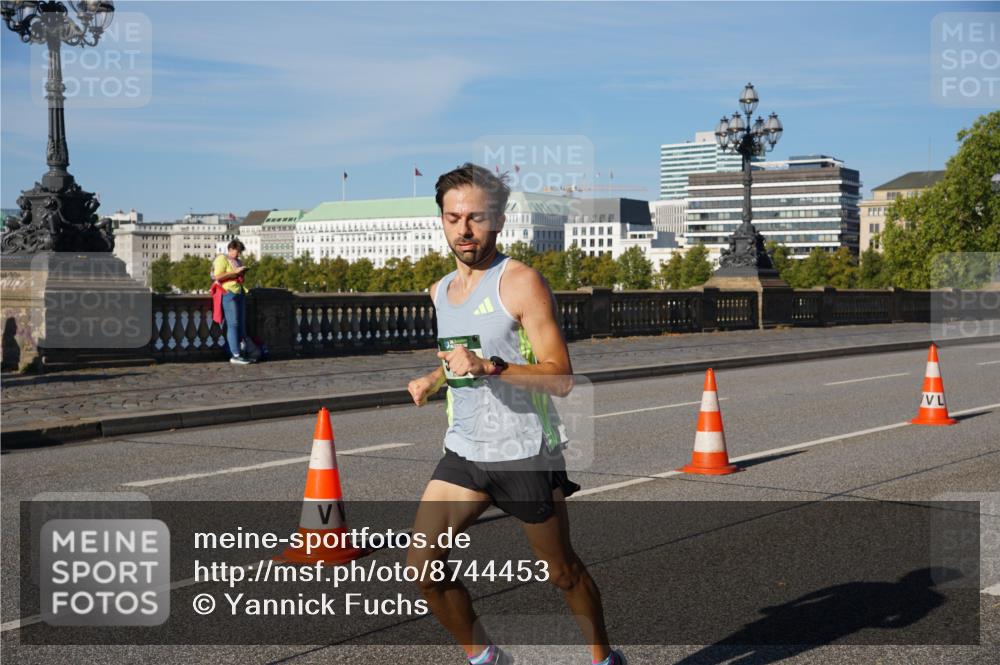 07.09.2025 - BARMER Alsterlauf Yannick Fuchs http://msf.ph/oto/8744453 07.09.2025 09:29:52 Laufen 7111111 meine-sportfotos.de