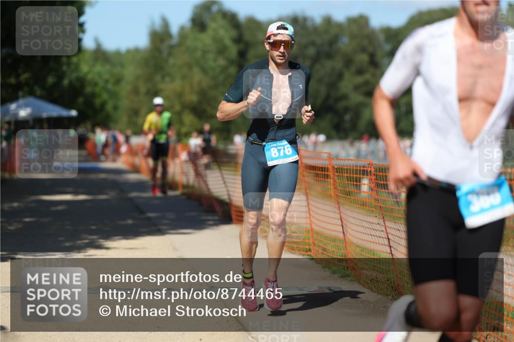 07.09.2025 - 19. Norderstedt Triathlon Michael Strokosch http://msf.ph/oto/8744465 07.09.2025 14:44:45 Laufen 388, 876, 1031 meine-sportfotos.de