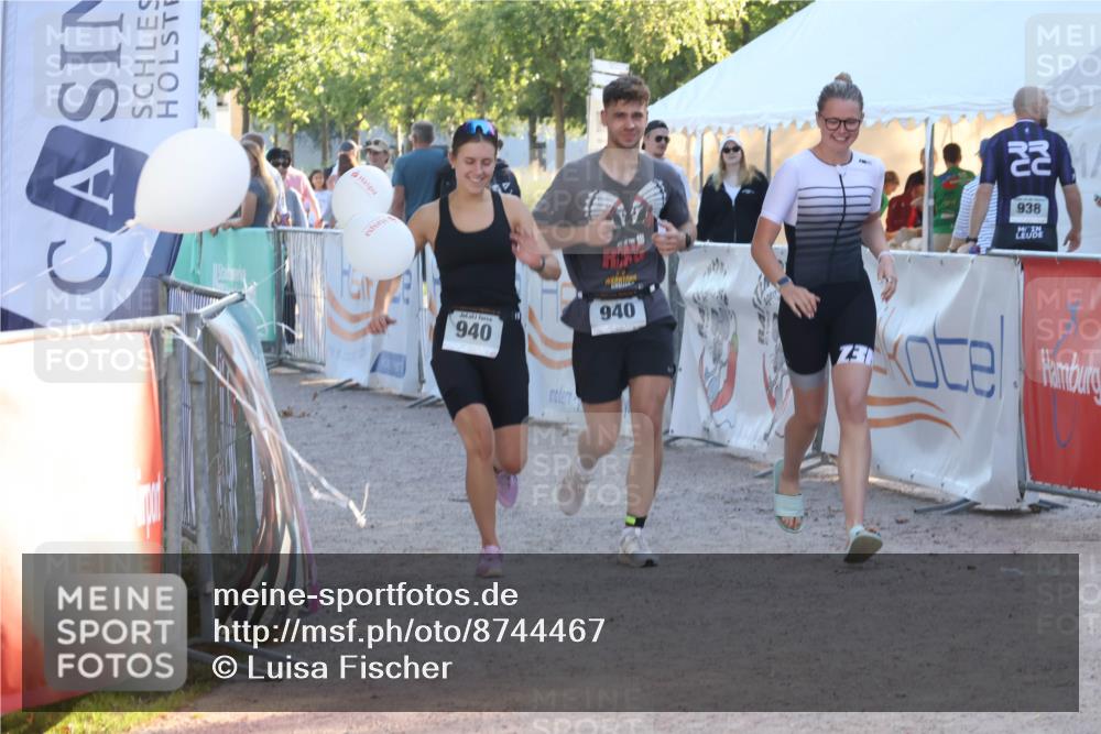 07.09.2025 - 19. Norderstedt Triathlon Luisa Fischer http://msf.ph/oto/8744467 07.09.2025 17:14:17 Ziel 940 meine-sportfotos.de