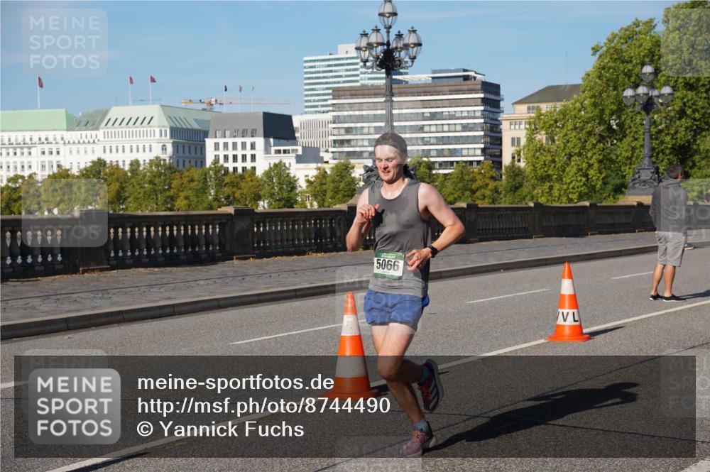 07.09.2025 - BARMER Alsterlauf Yannick Fuchs http://msf.ph/oto/8744490 07.09.2025 09:29:54 Laufen 5066 meine-sportfotos.de