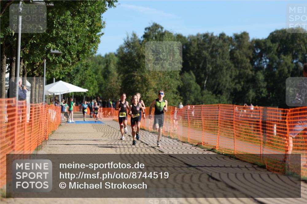 07.09.2025 - 19. Norderstedt Triathlon Michael Strokosch http://msf.ph/oto/8744519 07.09.2025 09:42:32 Laufen 557, 594, 595, 600 meine-sportfotos.de
