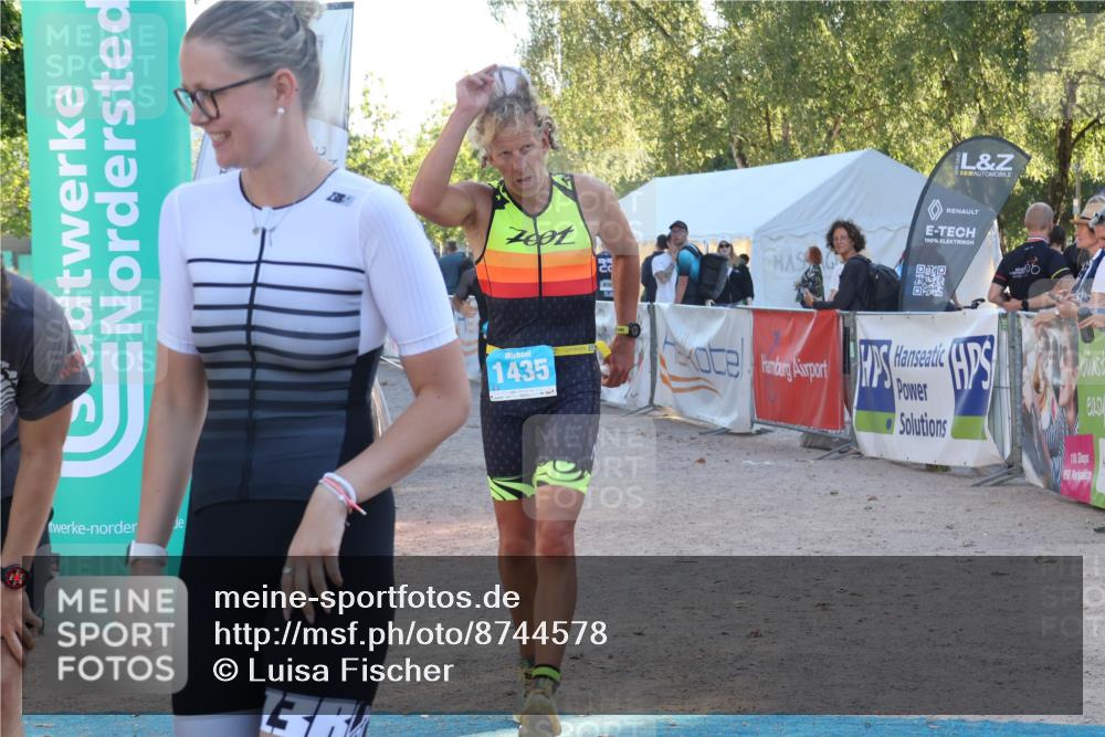 07.09.2025 - 19. Norderstedt Triathlon Luisa Fischer http://msf.ph/oto/8744578 07.09.2025 17:14:24 Ziel 940, 1435, 1472 meine-sportfotos.de