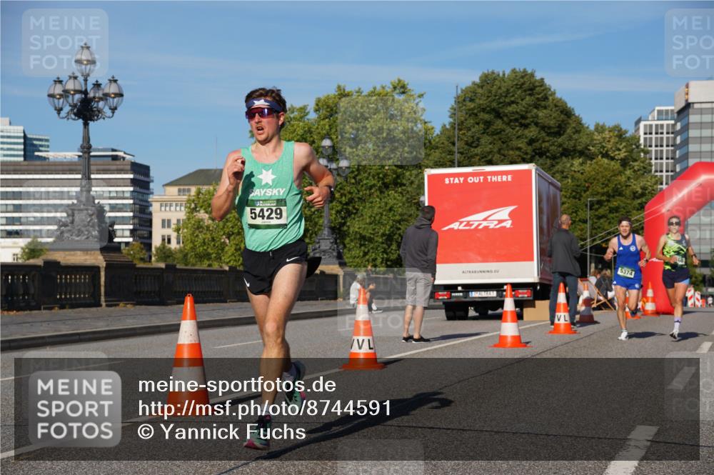 07.09.2025 - BARMER Alsterlauf Yannick Fuchs http://msf.ph/oto/8744591 07.09.2025 09:30:02 Laufen 5429, 1, 5374 meine-sportfotos.de