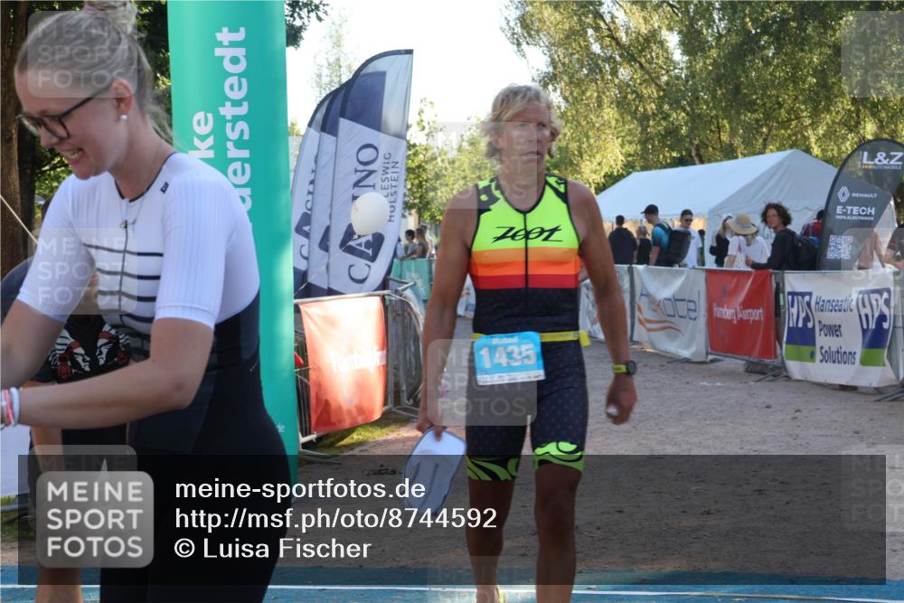 07.09.2025 - 19. Norderstedt Triathlon Luisa Fischer http://msf.ph/oto/8744592 07.09.2025 17:14:25 Ziel 940, 1435, 1472 meine-sportfotos.de
