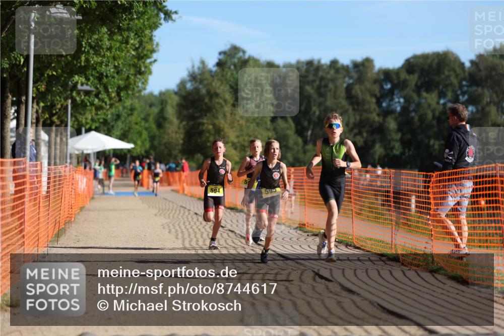07.09.2025 - 19. Norderstedt Triathlon Michael Strokosch http://msf.ph/oto/8744617 07.09.2025 09:42:35 Laufen 557, 594, 595, 600 meine-sportfotos.de