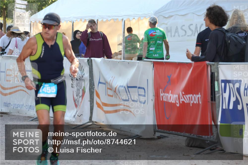 07.09.2025 - 19. Norderstedt Triathlon Luisa Fischer http://msf.ph/oto/8744621 07.09.2025 17:14:43 Ziel 1455 meine-sportfotos.de