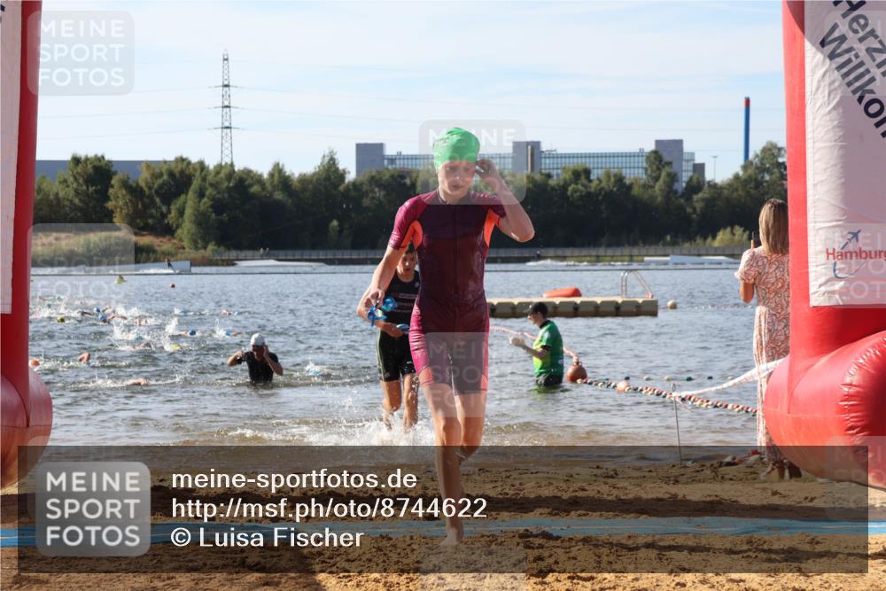 07.09.2025 - 19. Norderstedt Triathlon Luisa Fischer http://msf.ph/oto/8744622 07.09.2025 10:23:19 Schwimmen 64, 74, 96, 119, 125, 133, 668, 669, 682, 685 meine-sportfotos.de