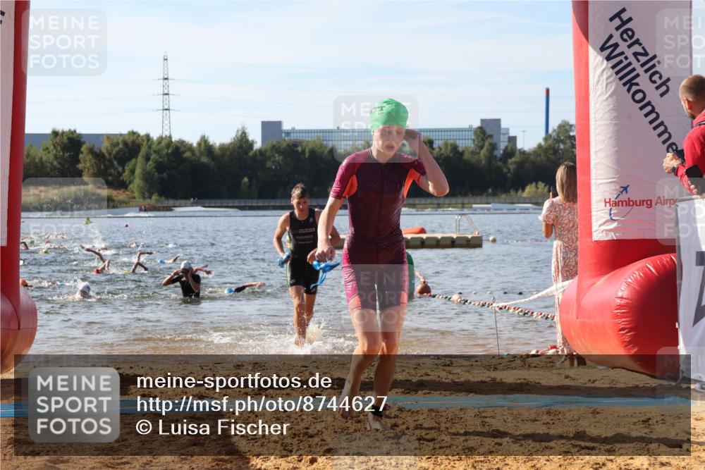 07.09.2025 - 19. Norderstedt Triathlon Luisa Fischer http://msf.ph/oto/8744627 07.09.2025 10:23:19 Schwimmen 64, 74, 96, 119, 125, 133, 668, 669, 682, 685 meine-sportfotos.de
