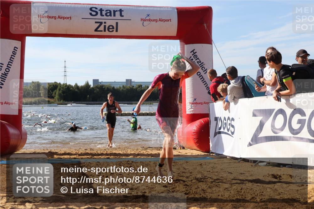 07.09.2025 - 19. Norderstedt Triathlon Luisa Fischer http://msf.ph/oto/8744636 07.09.2025 10:23:20 Schwimmen 64, 74, 96, 119, 125, 133, 668, 669, 682, 685 meine-sportfotos.de