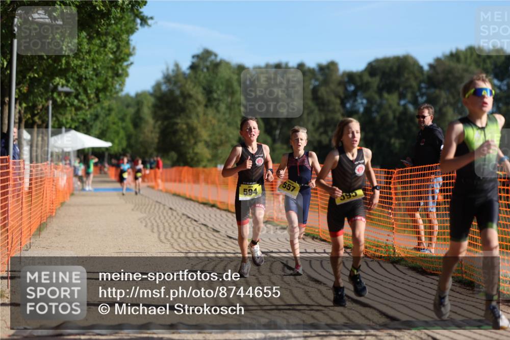 07.09.2025 - 19. Norderstedt Triathlon Michael Strokosch http://msf.ph/oto/8744655 07.09.2025 09:42:36 Laufen 557, 594, 595, 600 meine-sportfotos.de