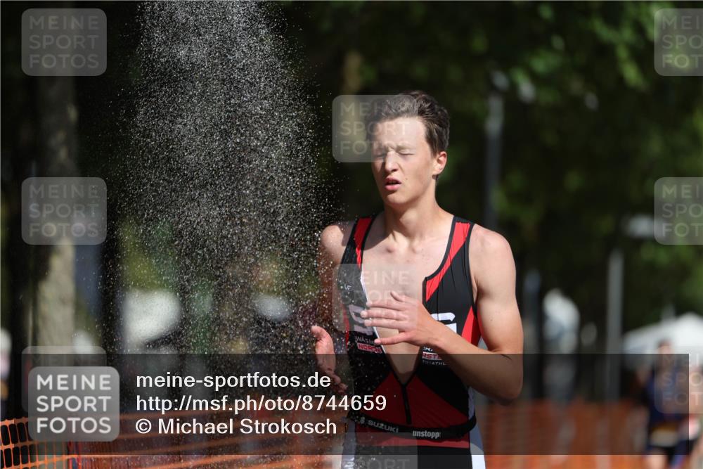 07.09.2025 - 19. Norderstedt Triathlon Michael Strokosch http://msf.ph/oto/8744659 07.09.2025 11:57:49 Laufen 300, 1179, 1186, 1211 meine-sportfotos.de