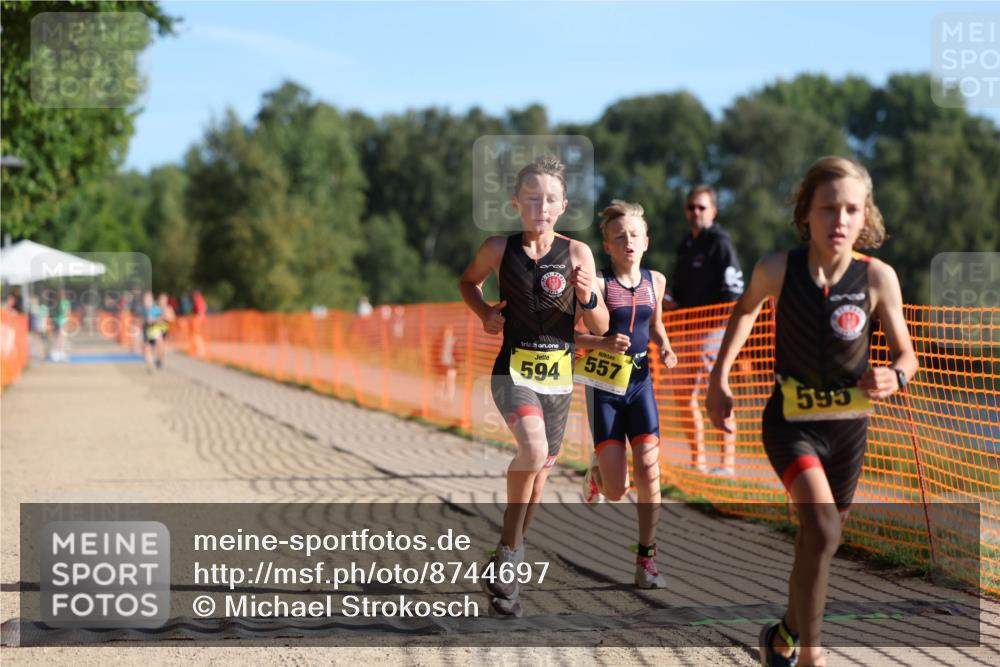 07.09.2025 - 19. Norderstedt Triathlon Michael Strokosch http://msf.ph/oto/8744697 07.09.2025 09:42:37 Laufen 557, 594, 595, 600 meine-sportfotos.de