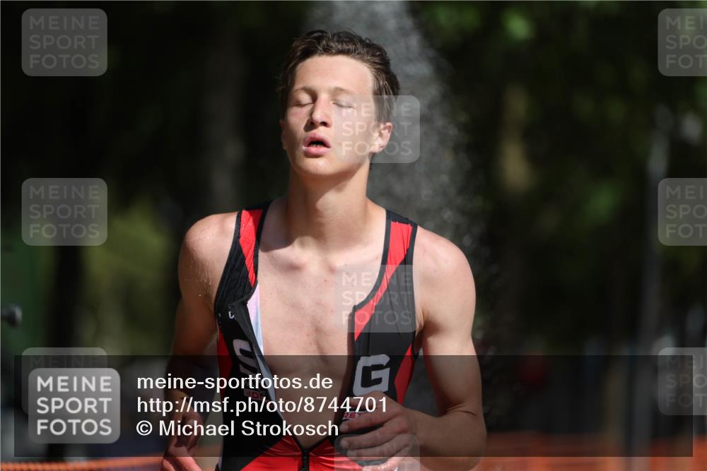 07.09.2025 - 19. Norderstedt Triathlon Michael Strokosch http://msf.ph/oto/8744701 07.09.2025 11:57:49 Laufen 300, 1179, 1186, 1211 meine-sportfotos.de