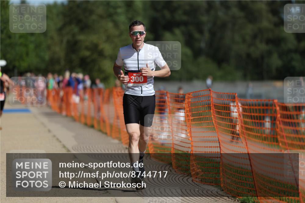 07.09.2025 - 19. Norderstedt Triathlon Michael Strokosch http://msf.ph/oto/8744717 07.09.2025 11:57:51 Laufen 300, 1179, 1186, 1211 meine-sportfotos.de