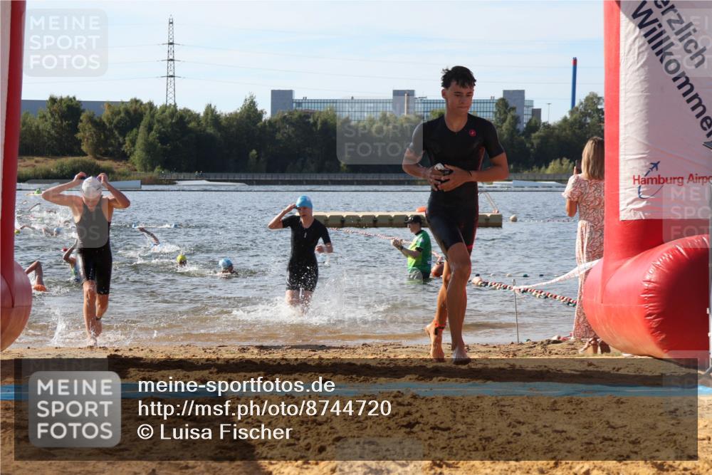 07.09.2025 - 19. Norderstedt Triathlon Luisa Fischer http://msf.ph/oto/8744720 07.09.2025 10:23:28 Schwimmen 74, 125, 637, 651, 668, 689 meine-sportfotos.de