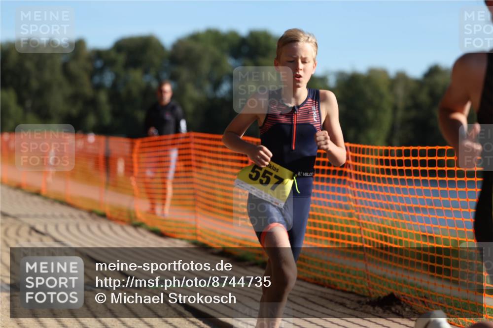 07.09.2025 - 19. Norderstedt Triathlon Michael Strokosch http://msf.ph/oto/8744735 07.09.2025 09:42:39 Laufen 557, 594, 595, 600 meine-sportfotos.de