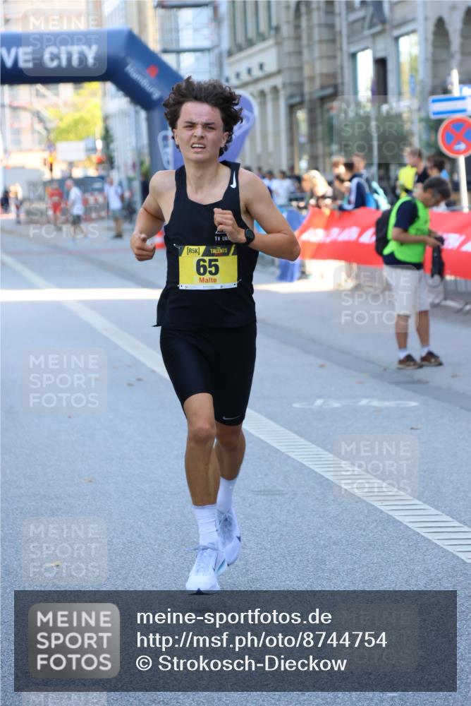 07.09.2025 - BARMER Alsterlauf Strokosch-Dieckow http://msf.ph/oto/8744754 07.09.2025 11:16:11 Ziel  meine-sportfotos.de