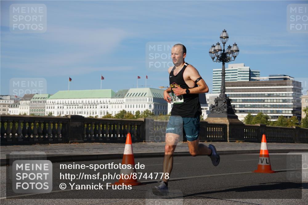 07.09.2025 - BARMER Alsterlauf Yannick Fuchs http://msf.ph/oto/8744778 07.09.2025 09:30:15 Laufen 5370 meine-sportfotos.de