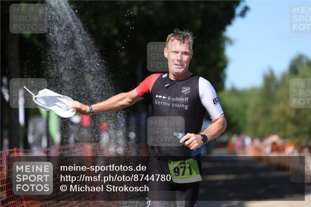 07.09.2025 - 19. Norderstedt Triathlon Michael Strokosch http://msf.ph/oto/8744780 07.09.2025 14:45:20 Laufen 971 meine-sportfotos.de