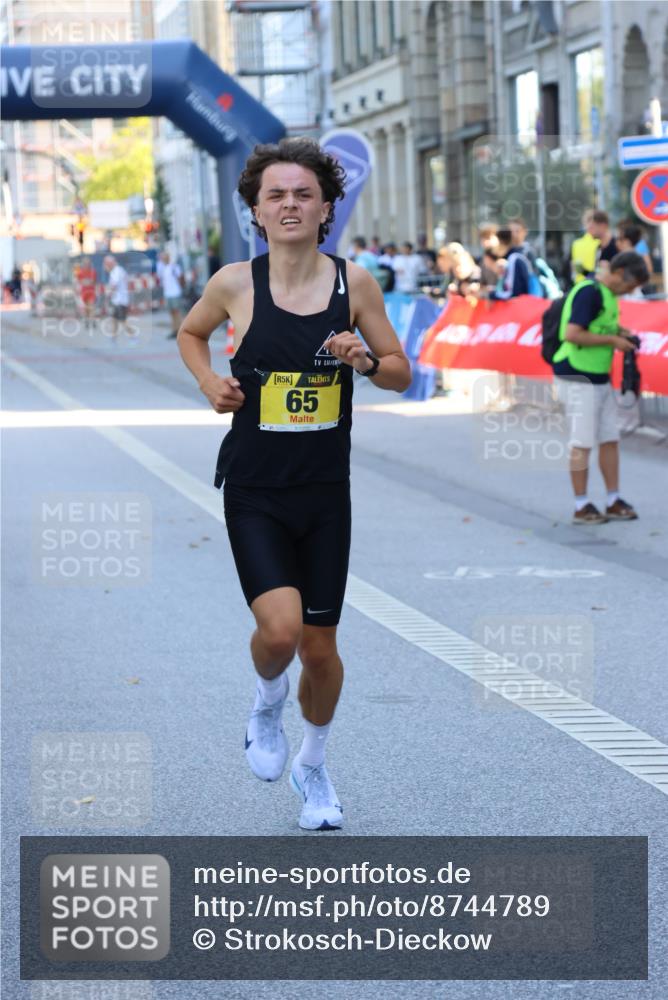 07.09.2025 - BARMER Alsterlauf Strokosch-Dieckow http://msf.ph/oto/8744789 07.09.2025 11:16:11 Ziel  meine-sportfotos.de