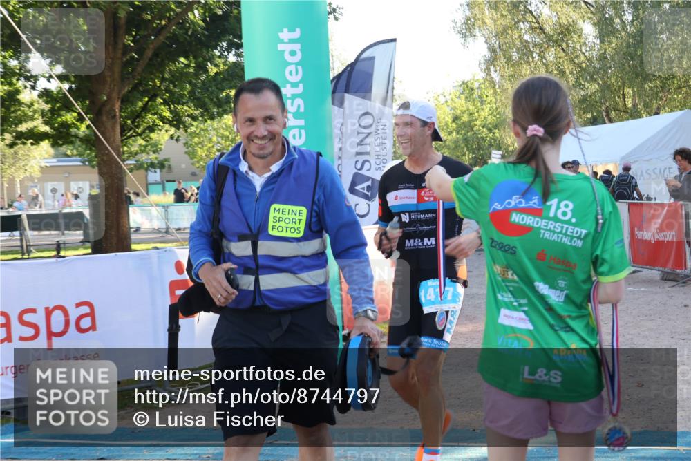 07.09.2025 - 19. Norderstedt Triathlon Luisa Fischer http://msf.ph/oto/8744797 07.09.2025 17:15:25 Ziel 1417 meine-sportfotos.de