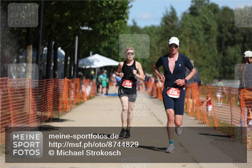 07.09.2025 - 19. Norderstedt Triathlon Michael Strokosch http://msf.ph/oto/8744829 07.09.2025 12:34:40 Laufen 226, 1364 meine-sportfotos.de