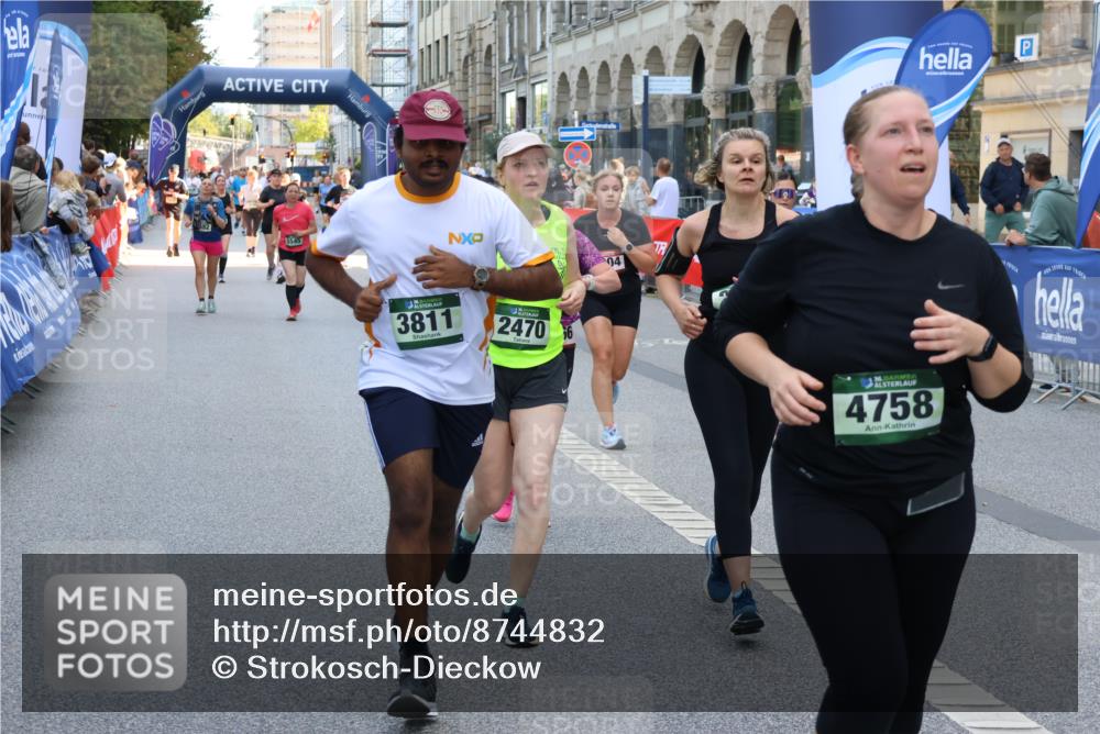 07.09.2025 - BARMER Alsterlauf Strokosch-Dieckow http://msf.ph/oto/8744832 07.09.2025 10:17:37 Ziel 2286, 2493, 2821, 2901, 3000, 3194, 3199, 3200, 3435, 3723, 3724, 3862, 3881, 4019, 4025, 4200, 4404, 4802, 4818, 5033, 5168, 5464, 5465, 5994, 8119, 8149, 8326 meine-sportfotos.de