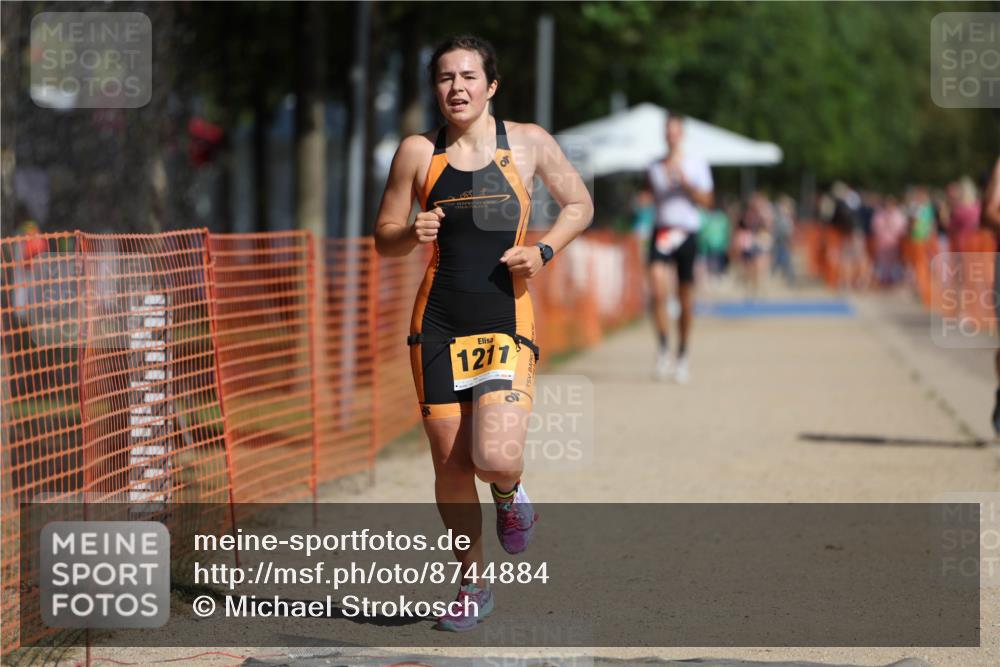 07.09.2025 - 19. Norderstedt Triathlon Michael Strokosch http://msf.ph/oto/8744884 07.09.2025 11:57:56 Laufen 300, 1179, 1211, 1219 meine-sportfotos.de