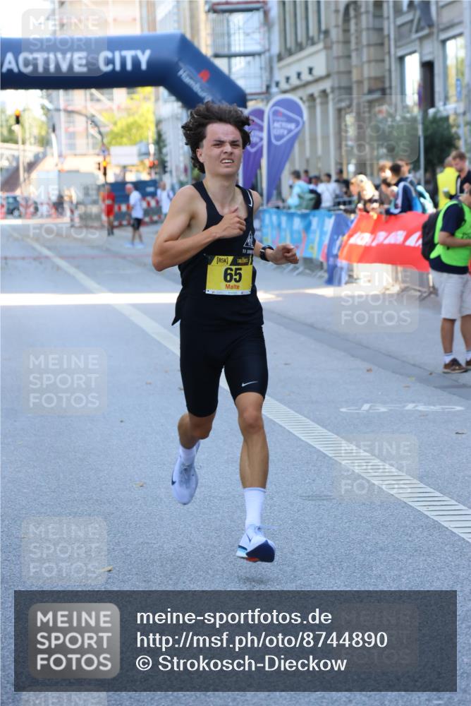 07.09.2025 - BARMER Alsterlauf Strokosch-Dieckow http://msf.ph/oto/8744890 07.09.2025 11:16:11 Ziel  meine-sportfotos.de